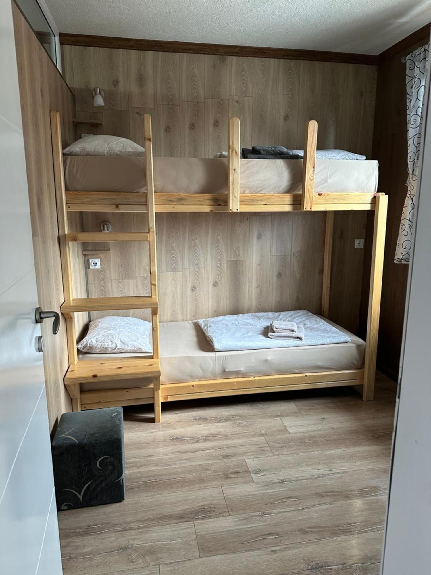 Apartments Park 2016 Surdulica Kültér fotó